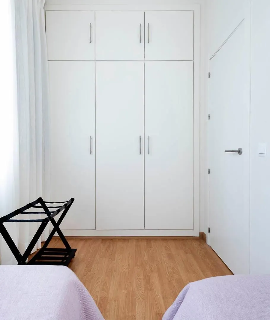 Apartamento Familiar Nuevo De Diseno En La Mejor Zona De Triana, Parking Included Seville 0*,  Spain