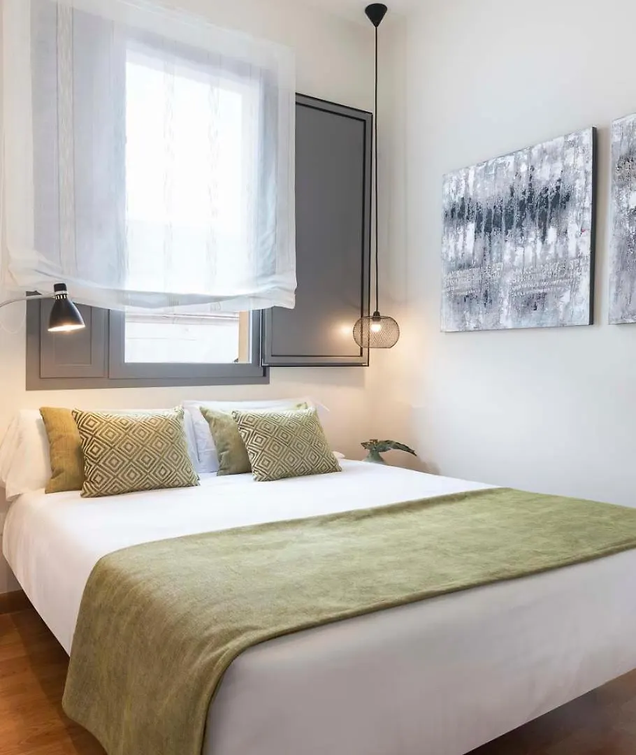 Apartamento Familiar Nuevo De Diseno En La Mejor Zona De Triana, Parking Included Seville